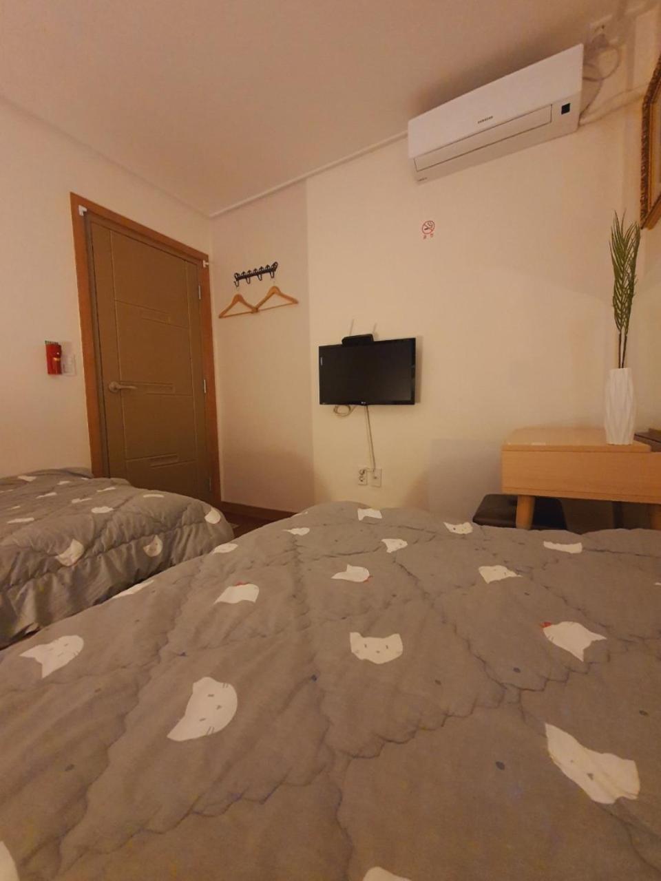Rgb Guesthouse Jeonju Dış mekan fotoğraf