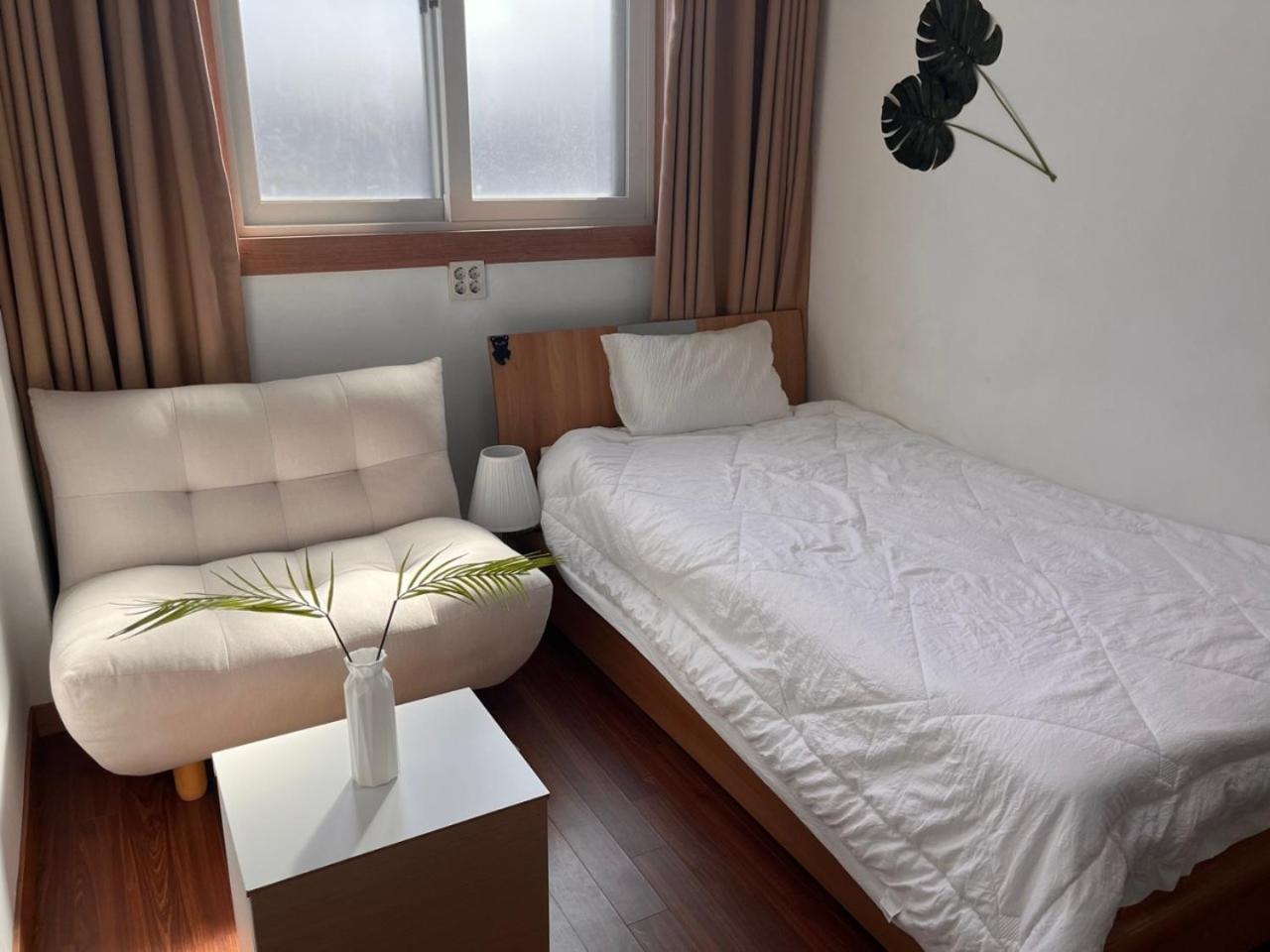 Rgb Guesthouse Jeonju Dış mekan fotoğraf