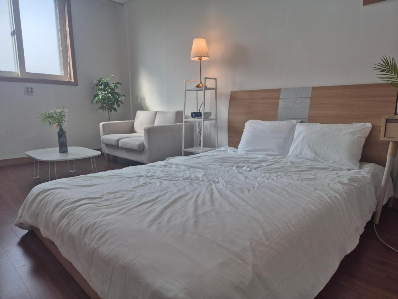 Rgb Guesthouse Jeonju Dış mekan fotoğraf